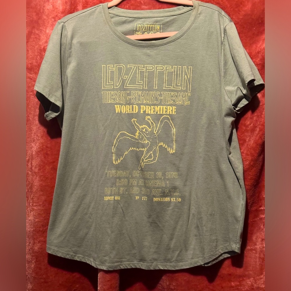 LED ZEPPELIN BAND TEE